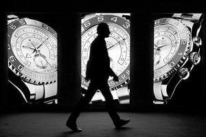 高端腕表市場遇冷 三十萬元以上產(chǎn)品為何“賣不動(dòng)”？